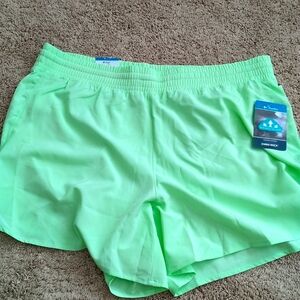 NWT Columbia Hike Short